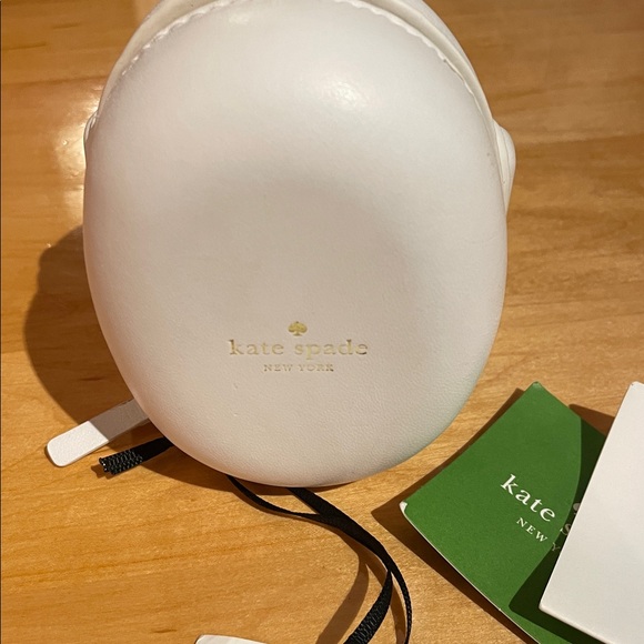 Kate spade 3D swan coin purse - Picture 3 of 4